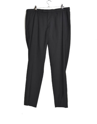 Black pleated trousers