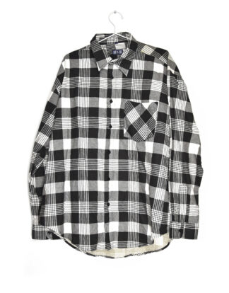 White and black checkered flannel shirt - XL