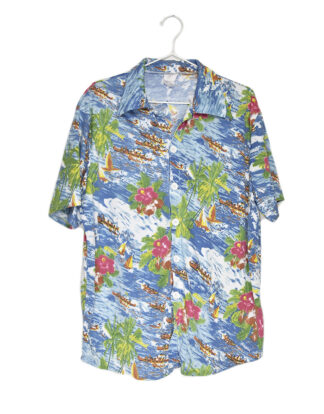 Hawaii boats and flowers colorful design shirt - L