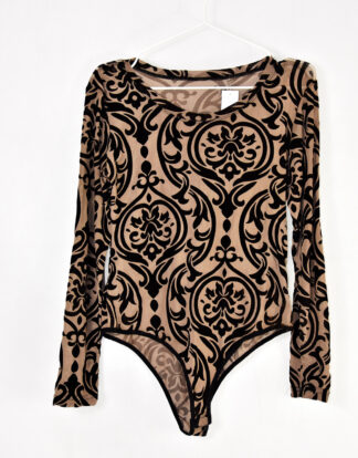 Cream and black vintage print long sleeves body suit - M