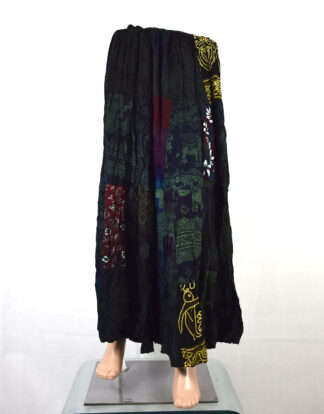 Vintage black color shapes print ladies skirt