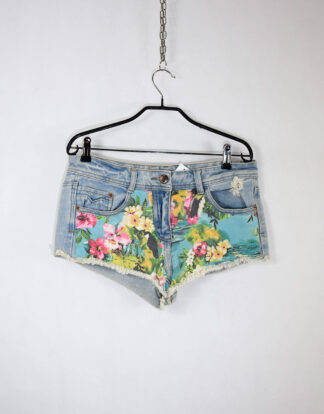 Denim shorts flowers print -12