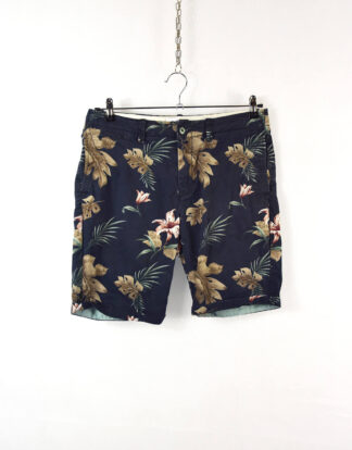 Vintage leaves and flower print black men shorts - 31