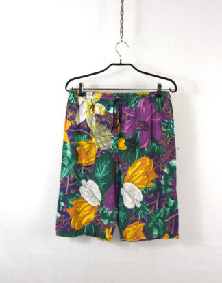 Vintage flowers and plants print purple and green shorts