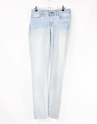 Levi's light washed blue skinny jeans - 28/29