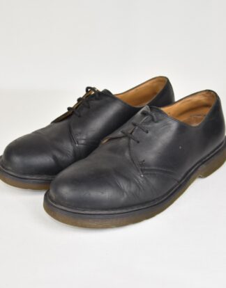Doc Martens black leather low shoes