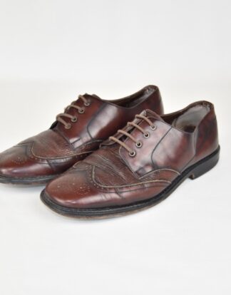 Broguies caramel leather oxford shoes